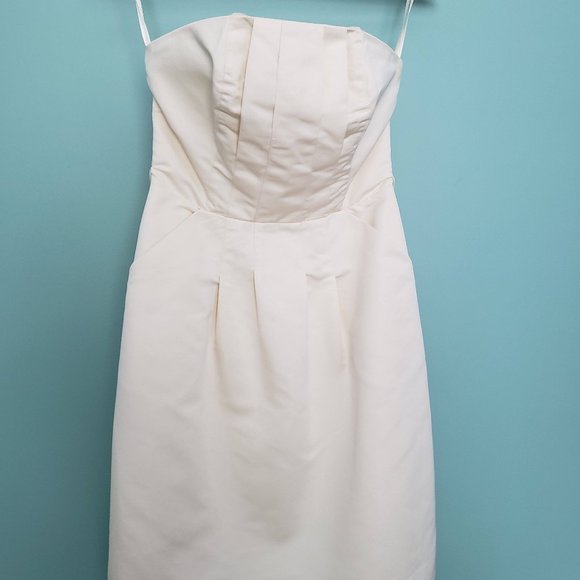 Ivory strapless dress - Picture 2 of 7